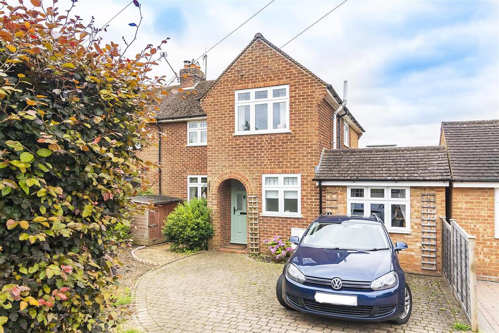 Manor Road, Wheathampstead 4 bed semidetached house for sale £759,950