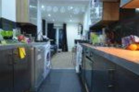 7 bedroom terraced house to rent - 2023/2024 ACADEMIC YEAR 7 Double Bedroom House with 6 bathrooms on Tiverton Road, Selly Oak, Free Ultrafast 350M...