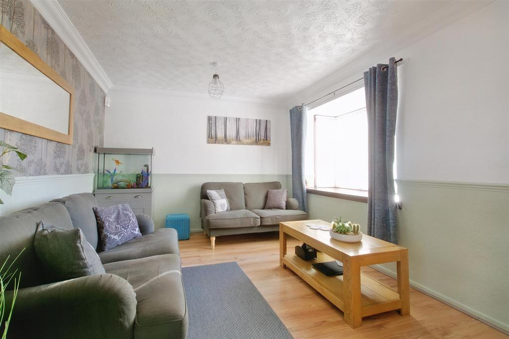 Howbeck Road, Arnold 4 bed house £260,000