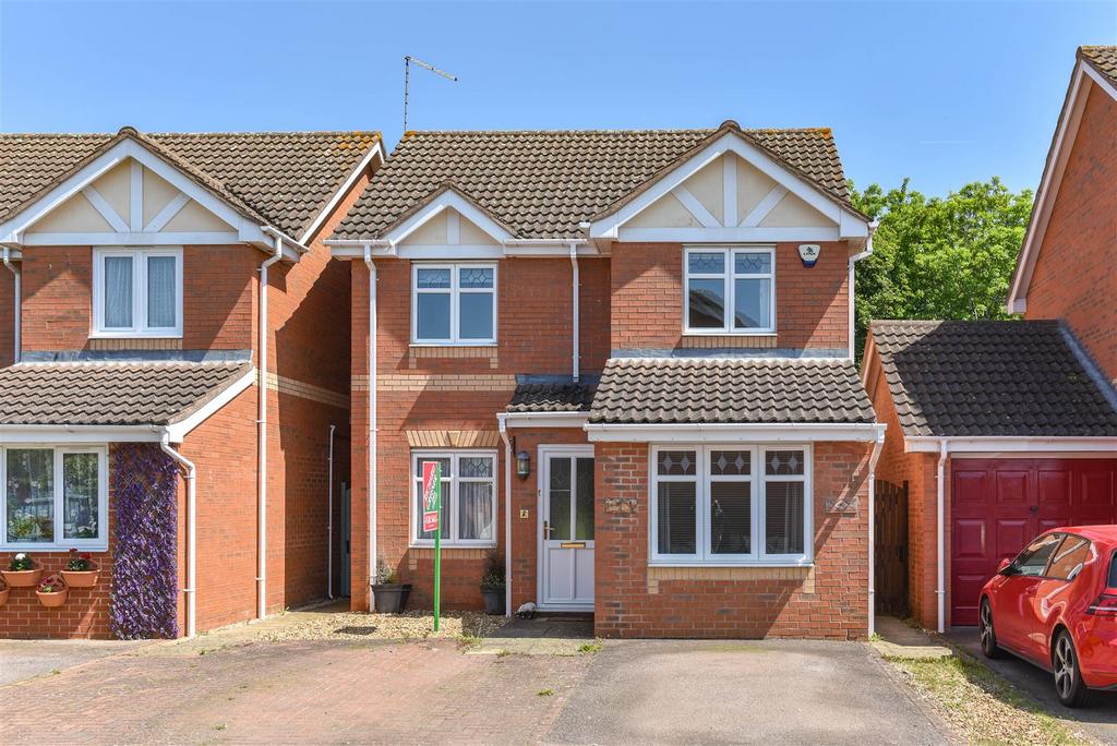 Brindlestone Close, Hunsbury Meadows, Northampton 3 bed detached house