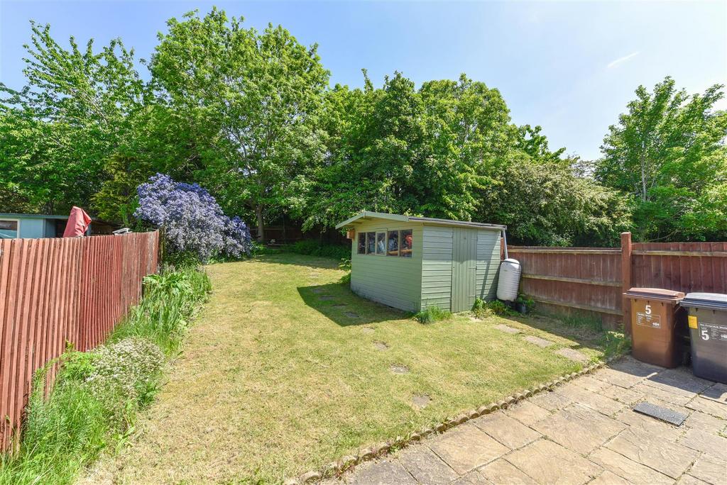 Brindlestone Close, Hunsbury Meadows, Northampton 3 bed detached house ...