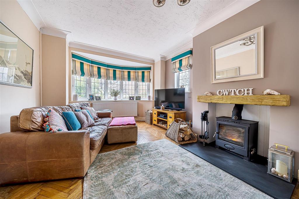 RhydYDefaid Drive, Sketty, Swansea 4 bed detached house for sale £
