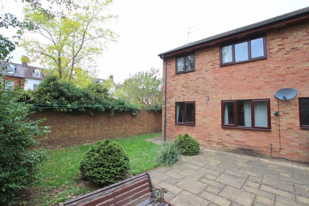 newman-way-leighton-buzzard-1-bed-flat-725-pcm-167-pw