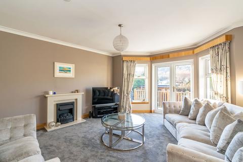 26 Carfrae Park, Edinburgh, EH4 3SN