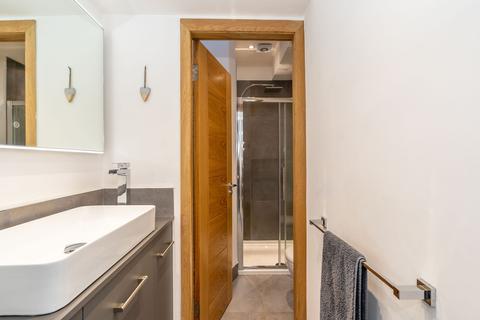26 Carfrae Park, Edinburgh, EH4 3SN