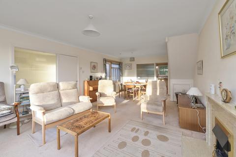 107 Carlops Road, Penicuik, EH26 9HU