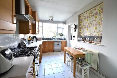 11 Wardown Crescent, Luton, LU2 7JS