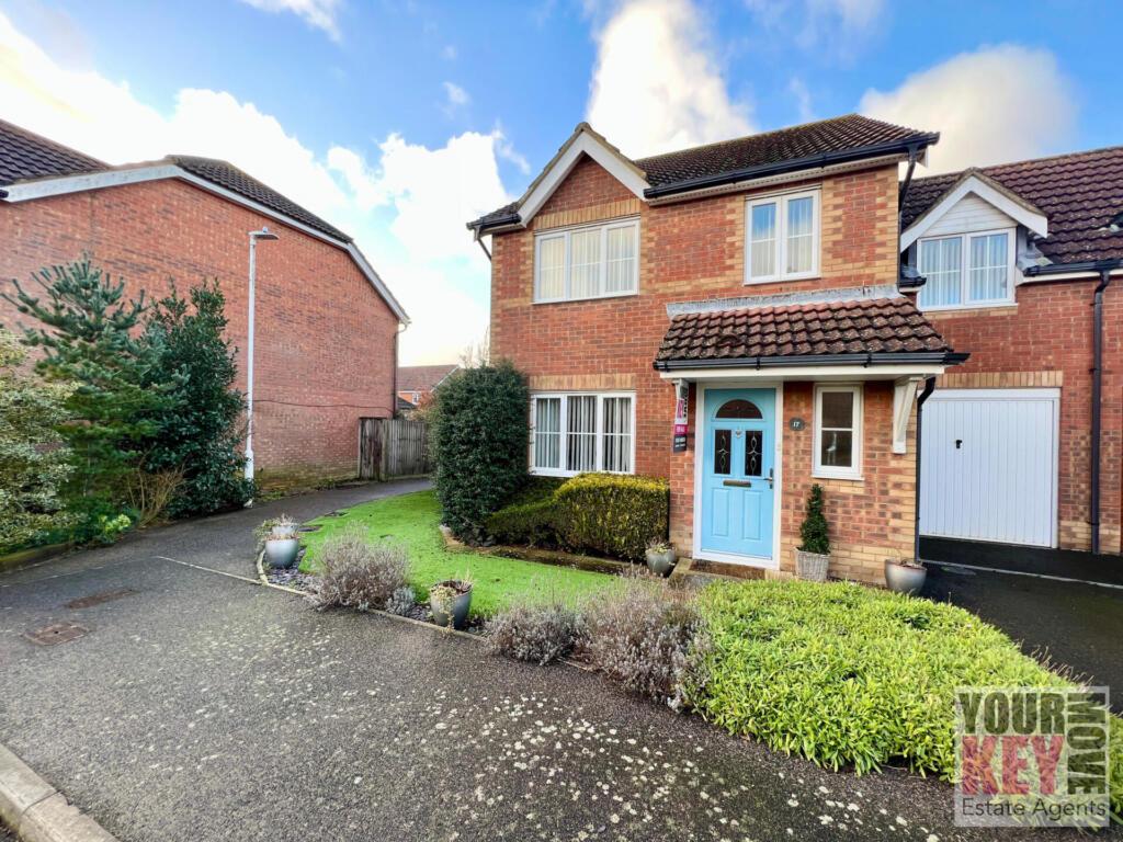 Proctor Walk, Hawkinge, Folkestone... 3 bed semidetached house £400,000