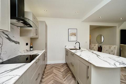 3 bedroom bungalow for sale, Bramcote Road, Beeston, NG9