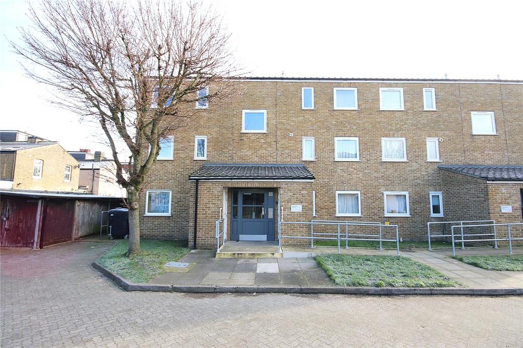 Halifax Road, Enfield, EN2 1 bed flat £265,000