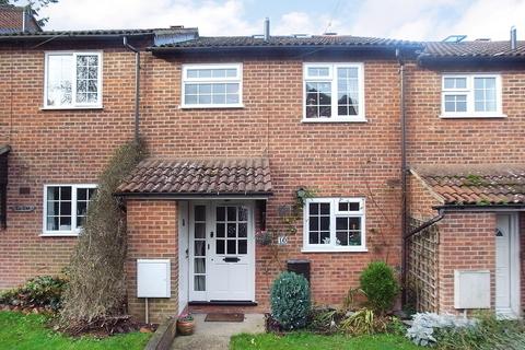 2 bedroom terraced house to rent - Church Road, Ascot, Berkshire
