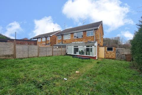 1 Sunningdale, Luton, LU2 7TF