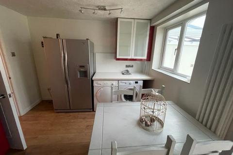 undefined, Coltsfoot green