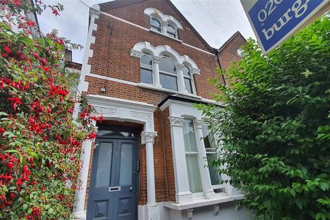 2 bedroom flat to rent, Yerbury Road, London