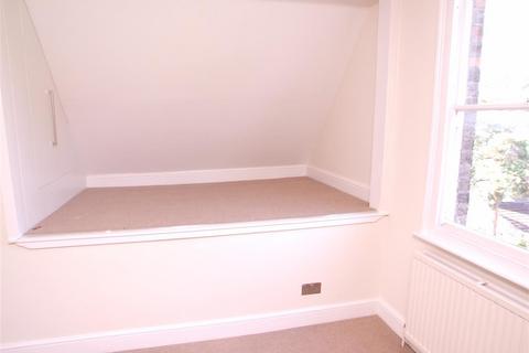 2 bedroom flat to rent, Yerbury Road, London