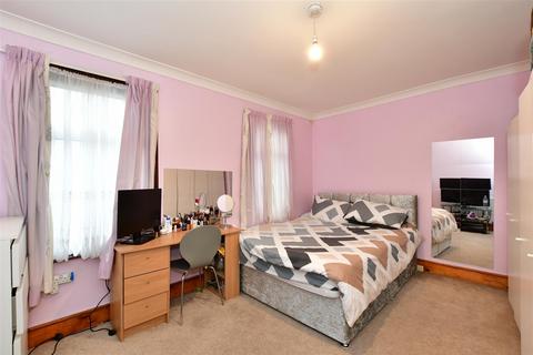 3 bedroom terraced house for sale, Melbourne Road, Walthamstow