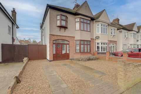 3 bedroom semi-detached house for sale - Huntingdon Road, Southend-on-sea, SS1