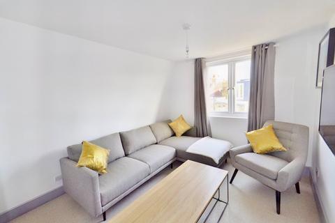 1 bedroom in a house share to rent - Lochaline Street, London W6