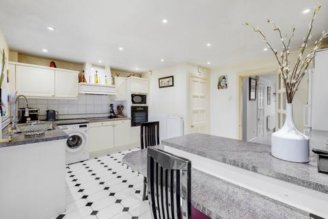 4 bedroom semi-detached house for sale - Honeyman Close, Brondesbury Park NW6