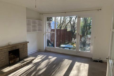 2 bedroom flat to rent, Courtland Gardens, Southampton SO16