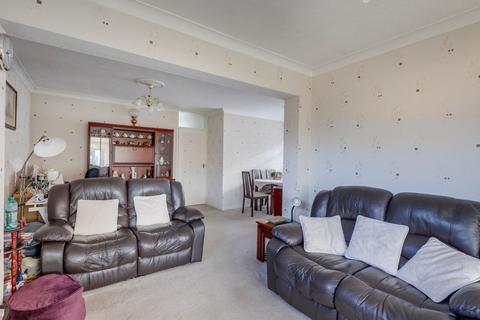 59 Harrogate Road, Hockley, SS5 5HT