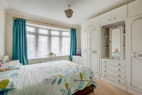 59 Harrogate Road, Hockley, SS5 5HT