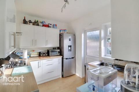 24 Durham Hill, Bromley, BR1 5ND