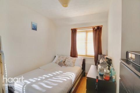 24 Durham Hill, Bromley, BR1 5ND