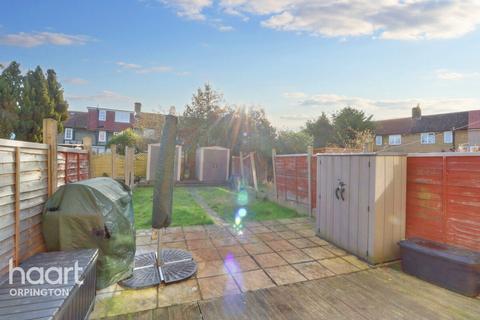 24 Durham Hill, Bromley, BR1 5ND
