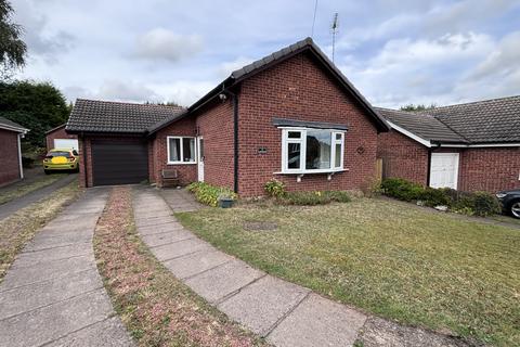 3 bedroom bungalow for sale, Ladyfields, Midway, DE11