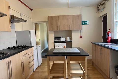 9 bedroom terraced house to rent - Radford Road, Leamington Spa, Warwickshire, CV31