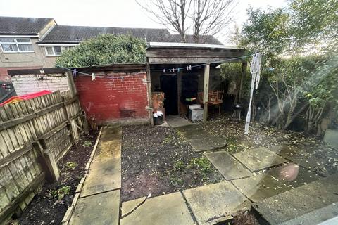 7 Warnford Grove, Bradford, BD4 9EN