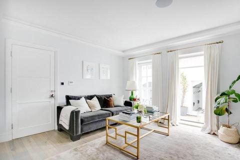 2 bedroom flat to rent - Walpole Street, London, SW3
