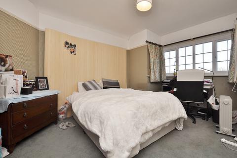 undefined, Ashenden Road, Guildford, Surrey, GU2