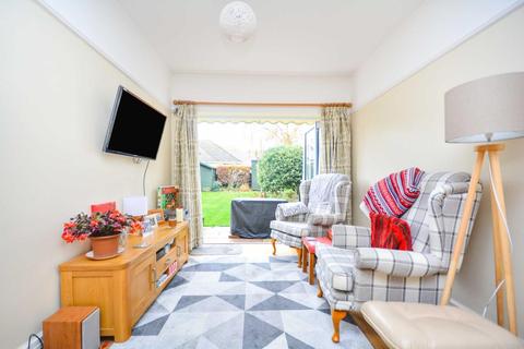 4 bedroom detached house for sale - Carlton Avenue, Broadstairs