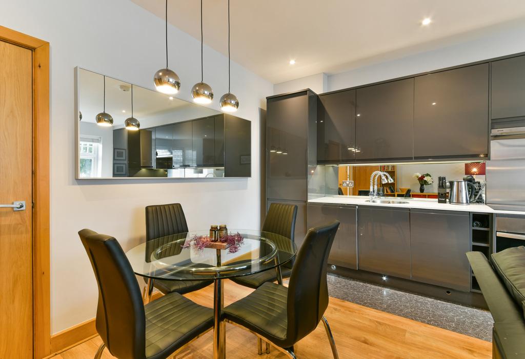 2 Bed Flat Kitchen