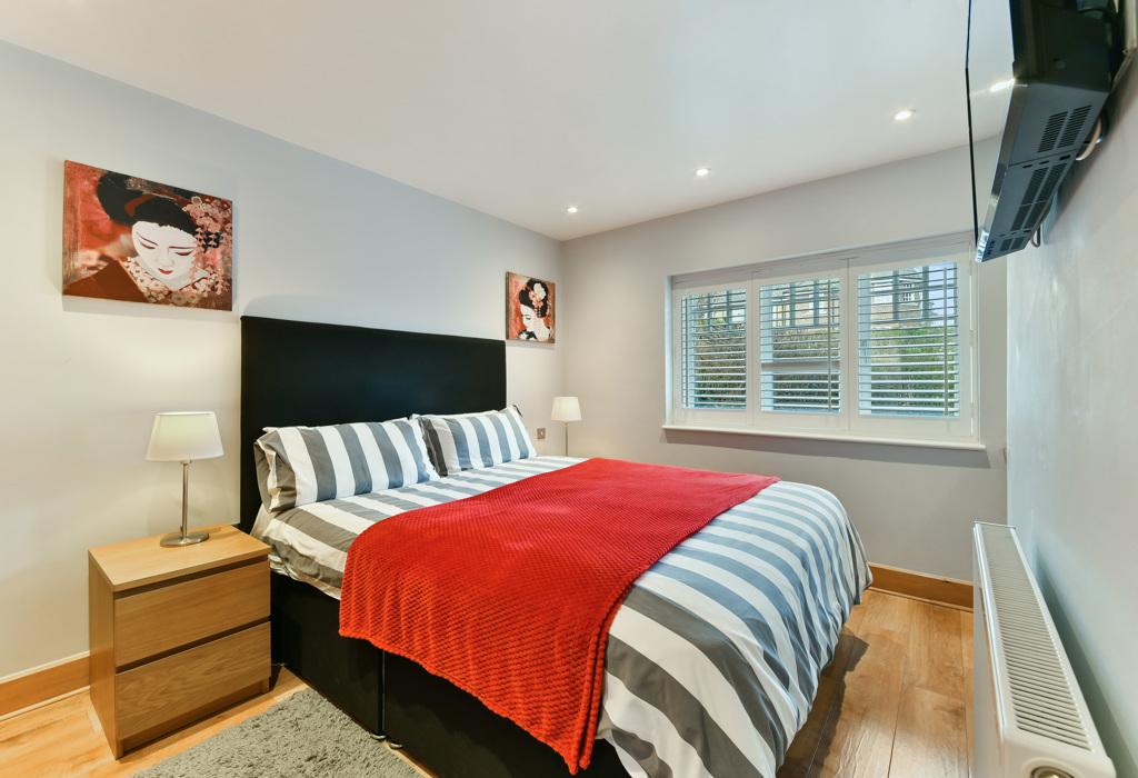 1 Bed Flat Bedroom