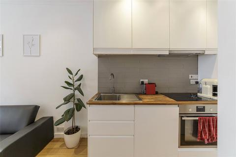 1 bedroom flat to rent, St. Peter's Street, London