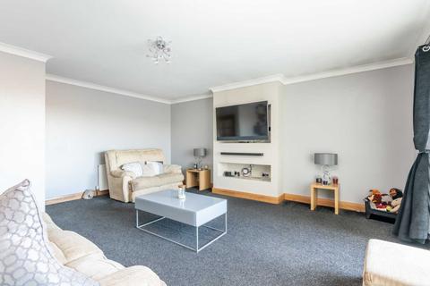 Glad-rich Bradford Road, Tingley, Wakefield, WF3 1QN