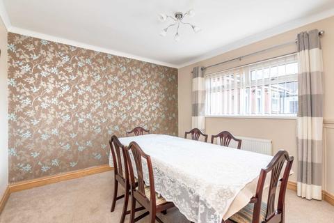 Glad-rich Bradford Road, Tingley, Wakefield, WF3 1QN