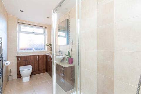 Glad-rich Bradford Road, Tingley, Wakefield, WF3 1QN