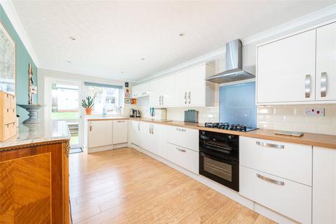 69 Dinglederry, Olney, MK46 5ES