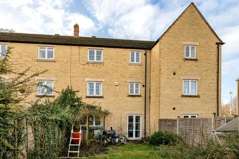20 Cedar Drive, Witney, OX28 1EJ