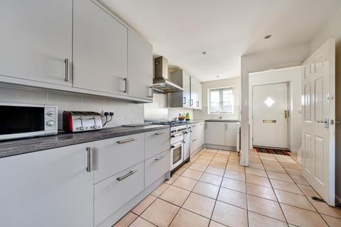 20 Cedar Drive, Witney, OX28 1EJ