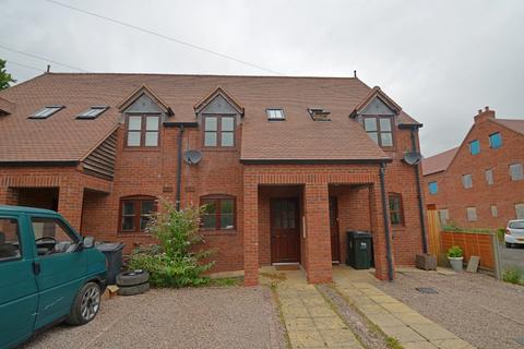 2 bedroom terraced house to rent, Pickersleigh Avenue, Malvern, Worcestershire, WR14 2LN