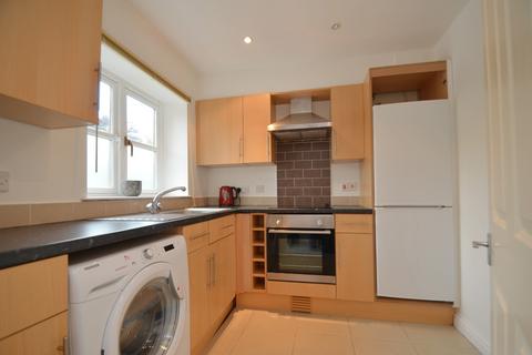 2 bedroom terraced house to rent, Pickersleigh Avenue, Malvern, Worcestershire, WR14 2LN