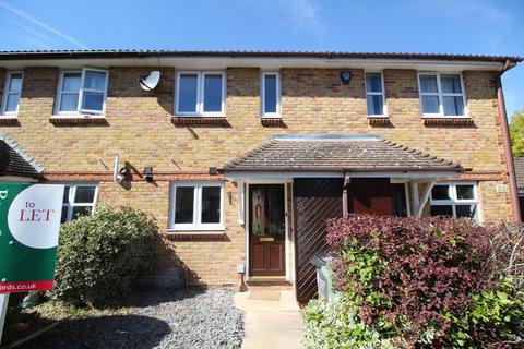 2 bedroom terraced house to rent, Carpenter Close, CM12