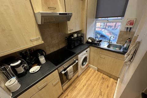 3 bedroom terraced house to rent, Harold Grove,  Leeds, LS6