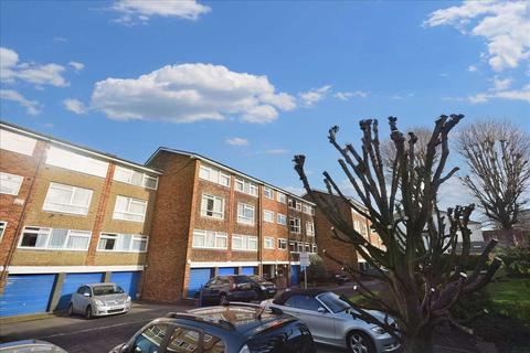 2 bedroom apartment to rent - Stanstead Manor, Cheam Road, Sutton