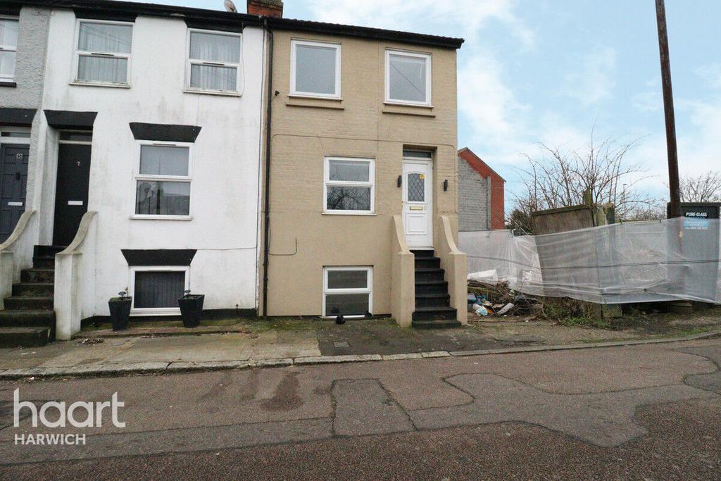 Talbot Street, HARWICH 3 bed end of terrace house for sale £150,000